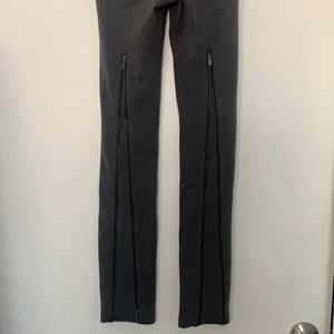 BCBGMaxAzria Gray leggings with zipper detail